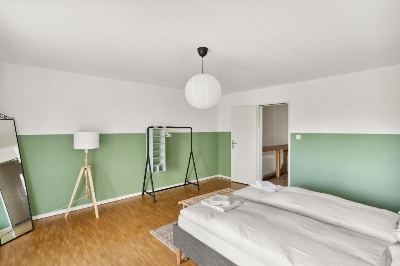 Cozy Close To The Center Of Forch Zurich