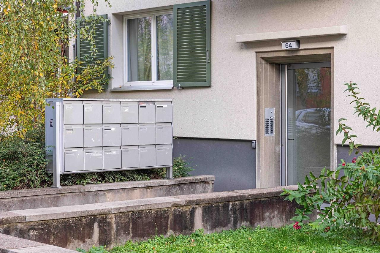 Apartment In West-eichbuehlstr 62-68