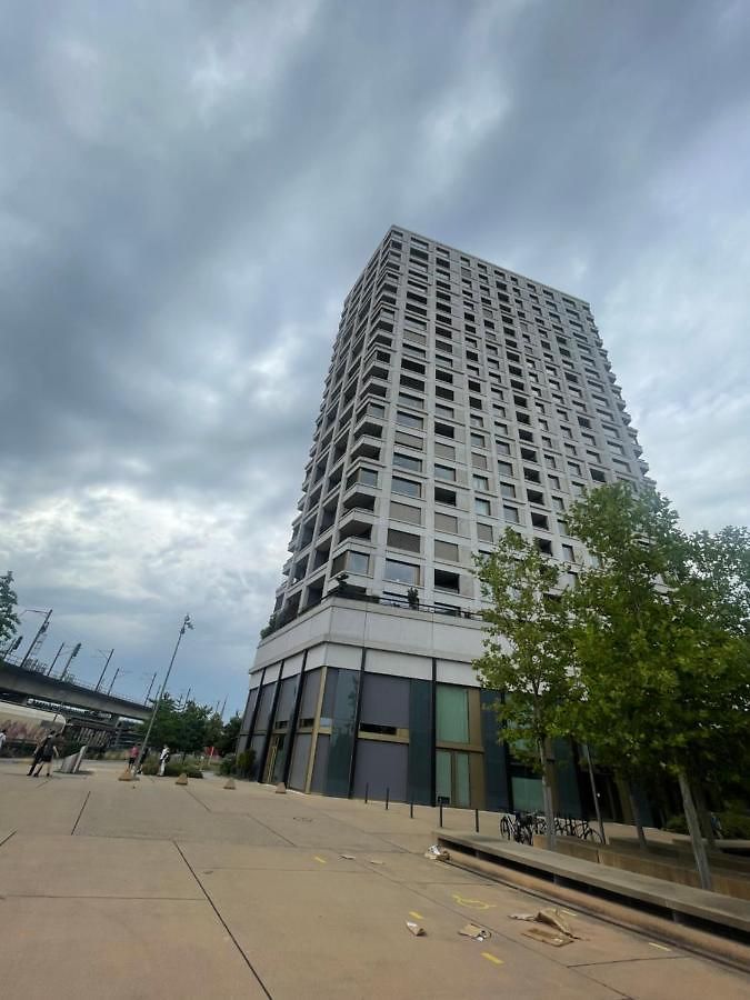 Modern Hochhaus *