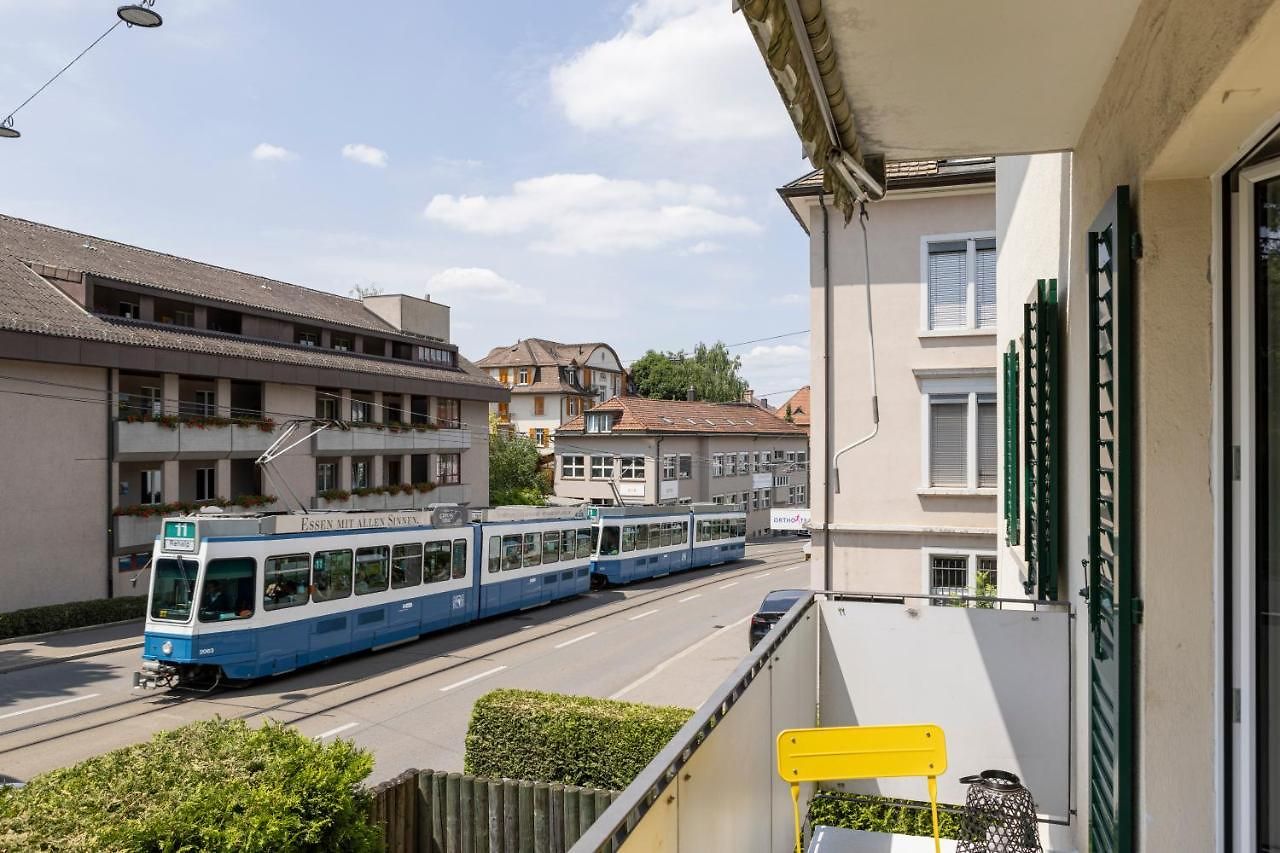 Stayy Bijou Balgrist Premium Near Hospitals - 24h Self Check-in - Parking Apartment *