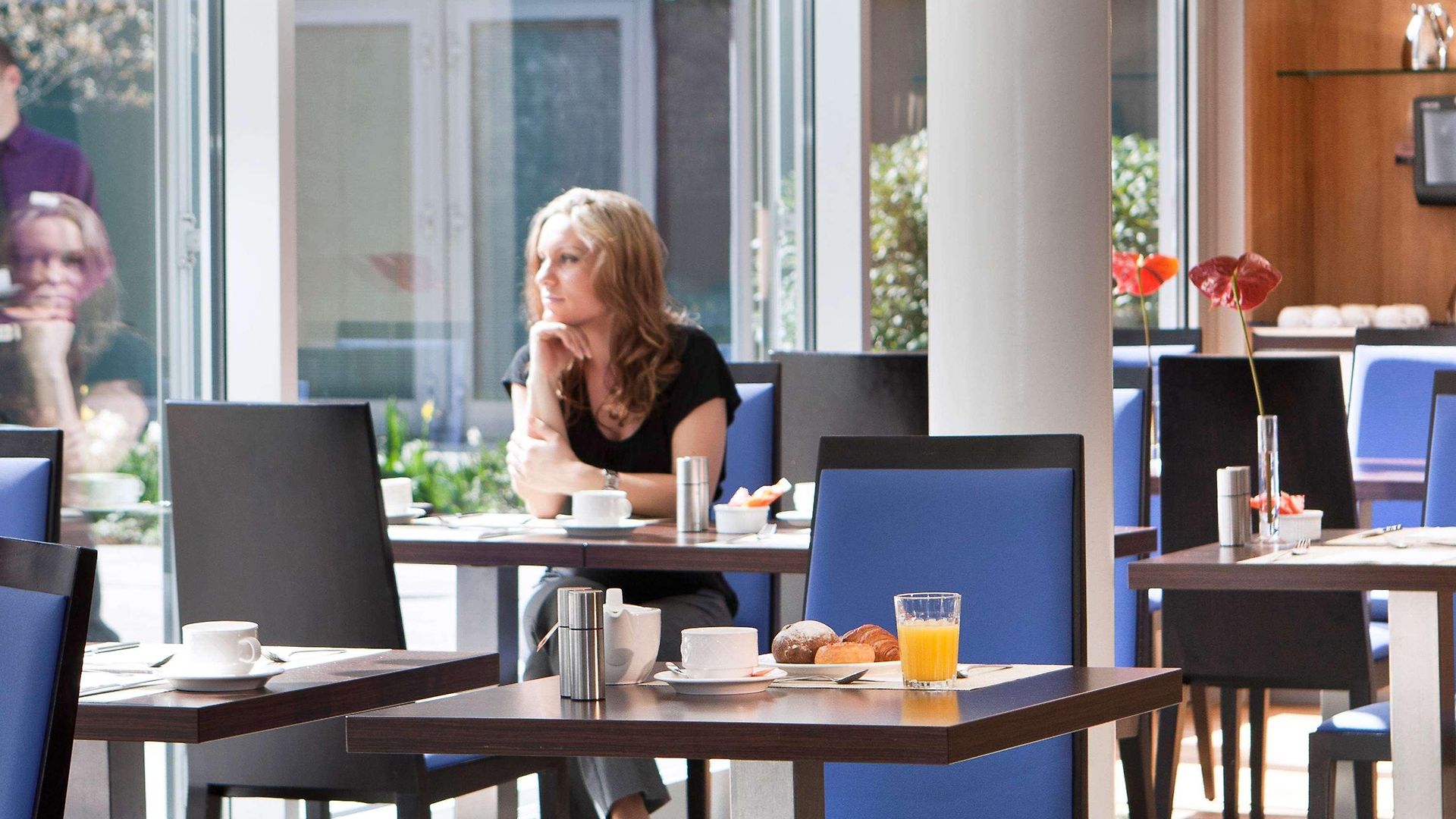 Novotel West 4*