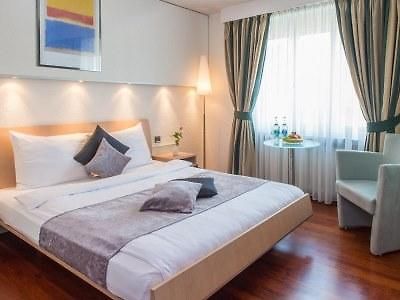 Hotel Krone Unterstrass 4*