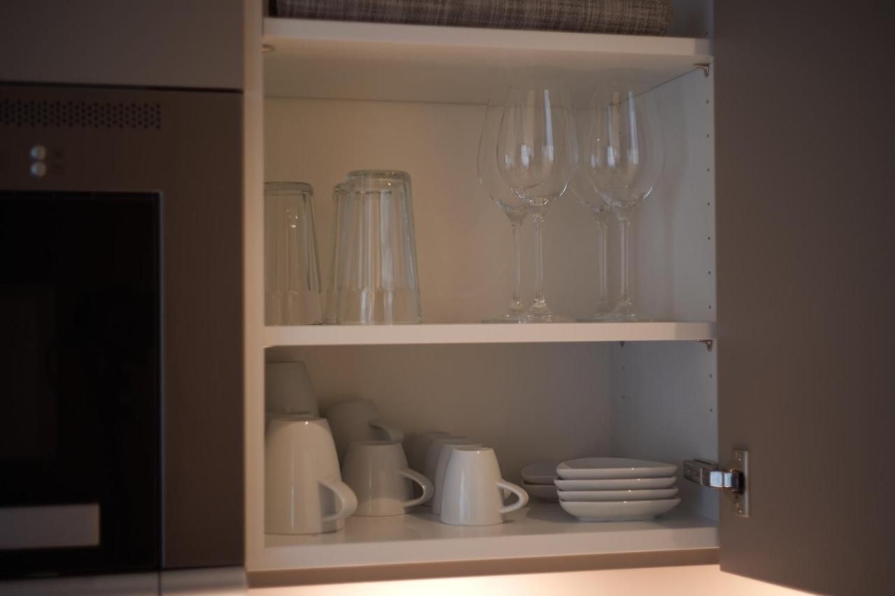 - Franklinstrasse 4* Zurich