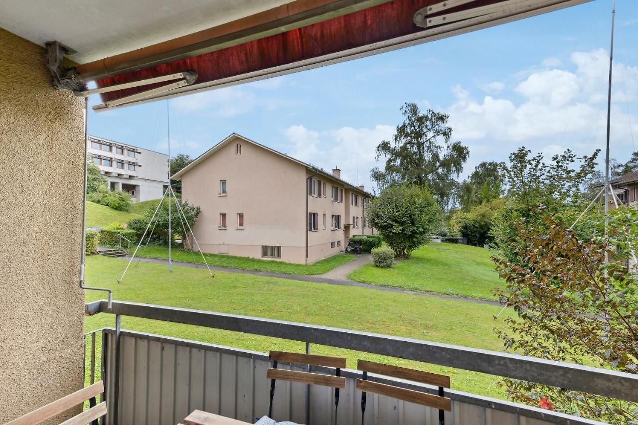 Urban Charm: Your Comfy Close To The Zürich