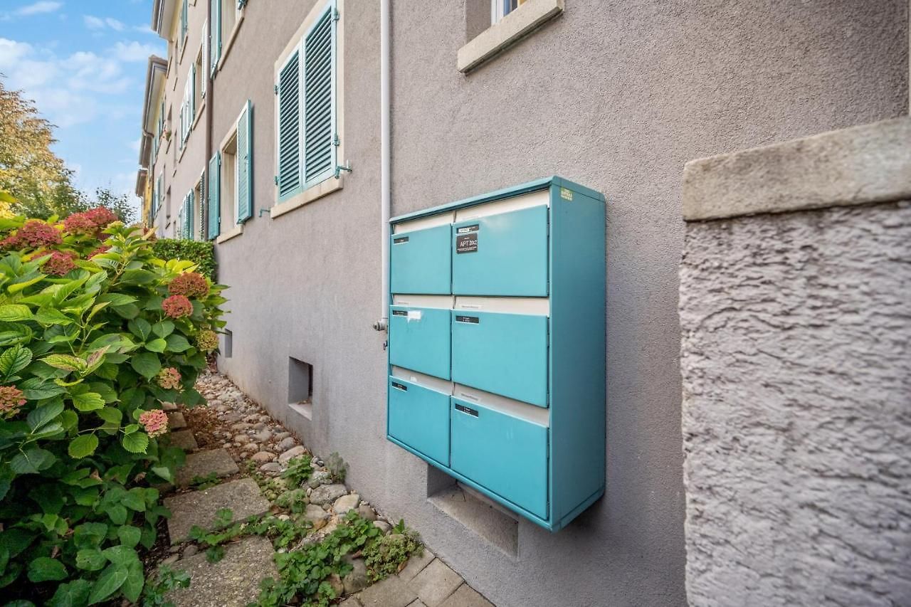 Comfortable In Oerlikon 20 Minutes Away From Airport Zürich
