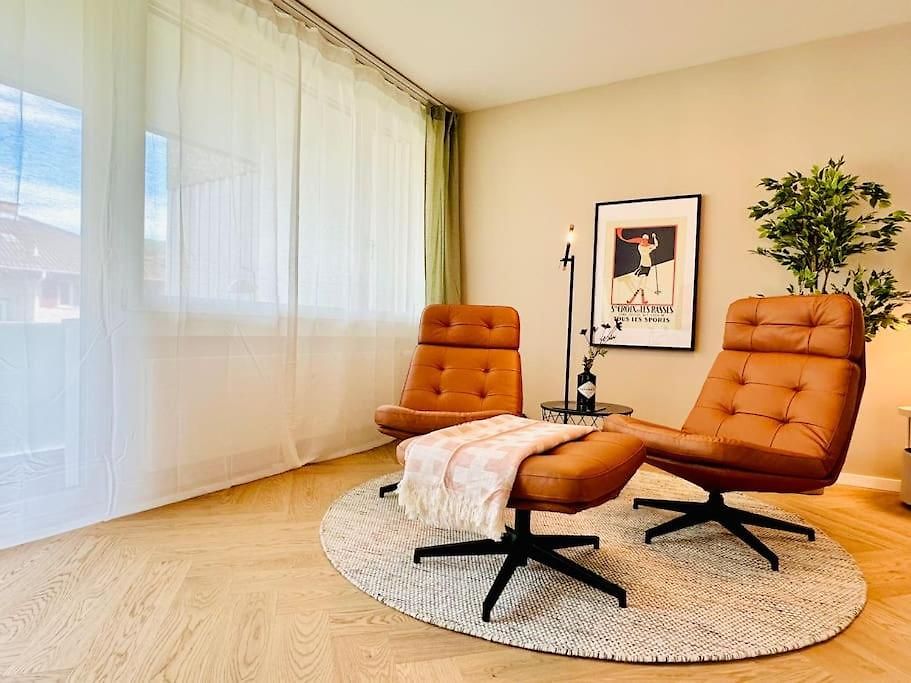 Apartment Modern With Air Condition & Balcony *
