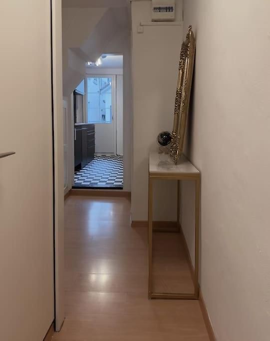 Süsse In Zürcher Altstadt 3 *