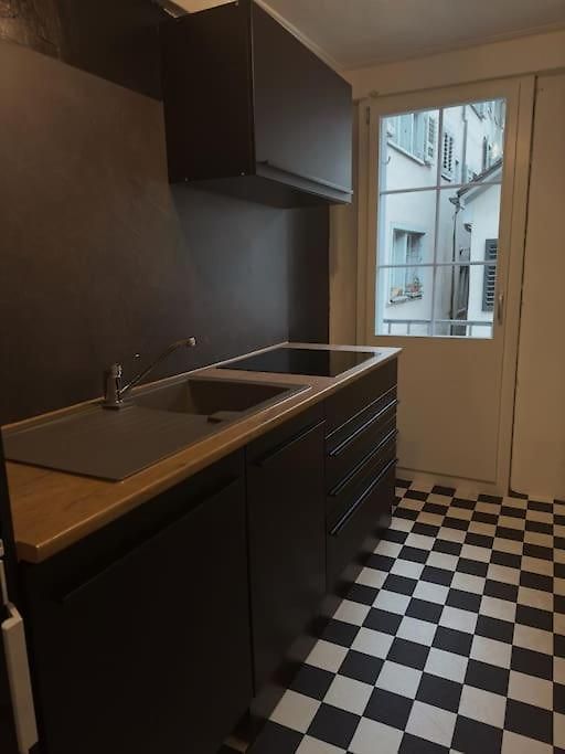 Apartment Süsse In Zürcher Altstadt 3 *