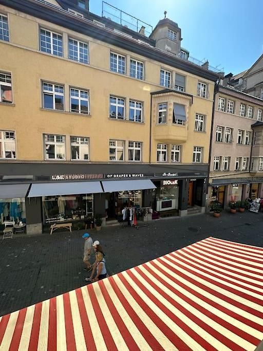 Cozy In Oldtown Zurich5 Apartment