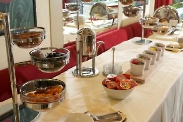 Züri By Fassbind Hotel 4*