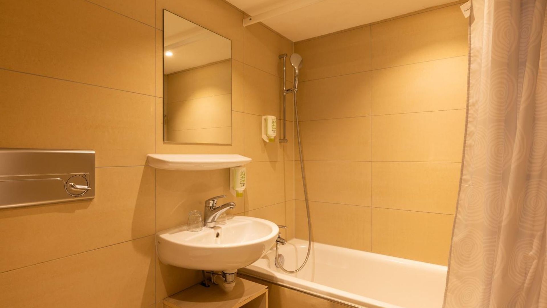 Fred Hauptbahnhof - Self Check-in Hotel 2*