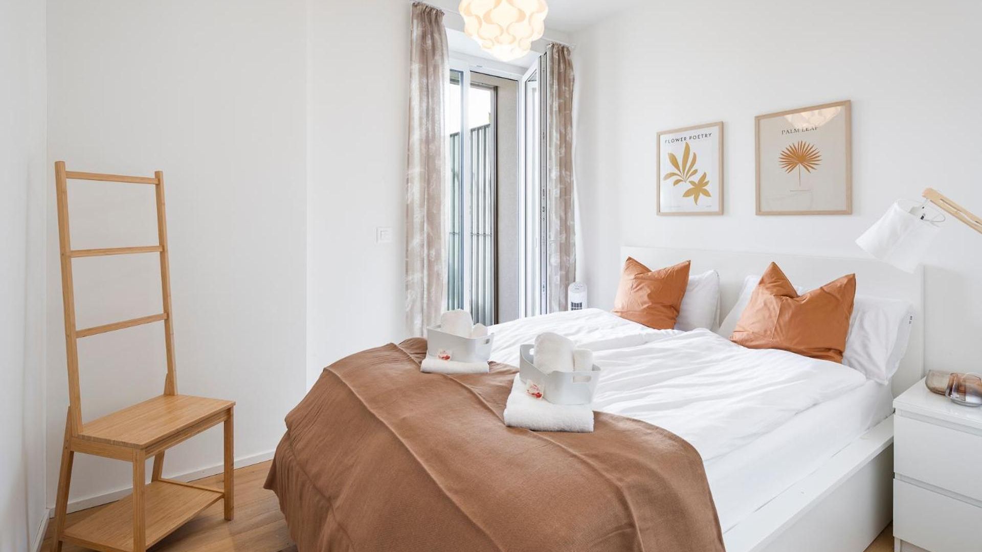Stayy The River - Contactless Check-in Zurich