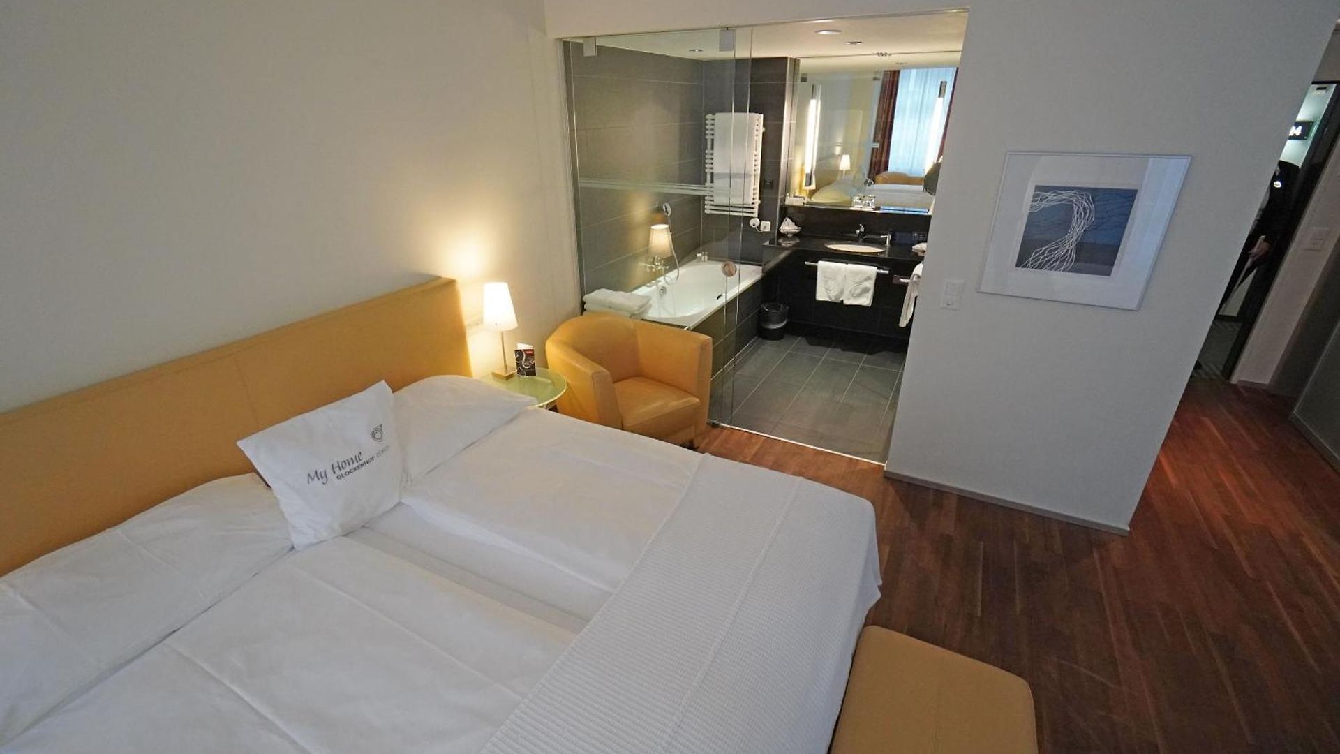 Glockenhof Hotel 4*