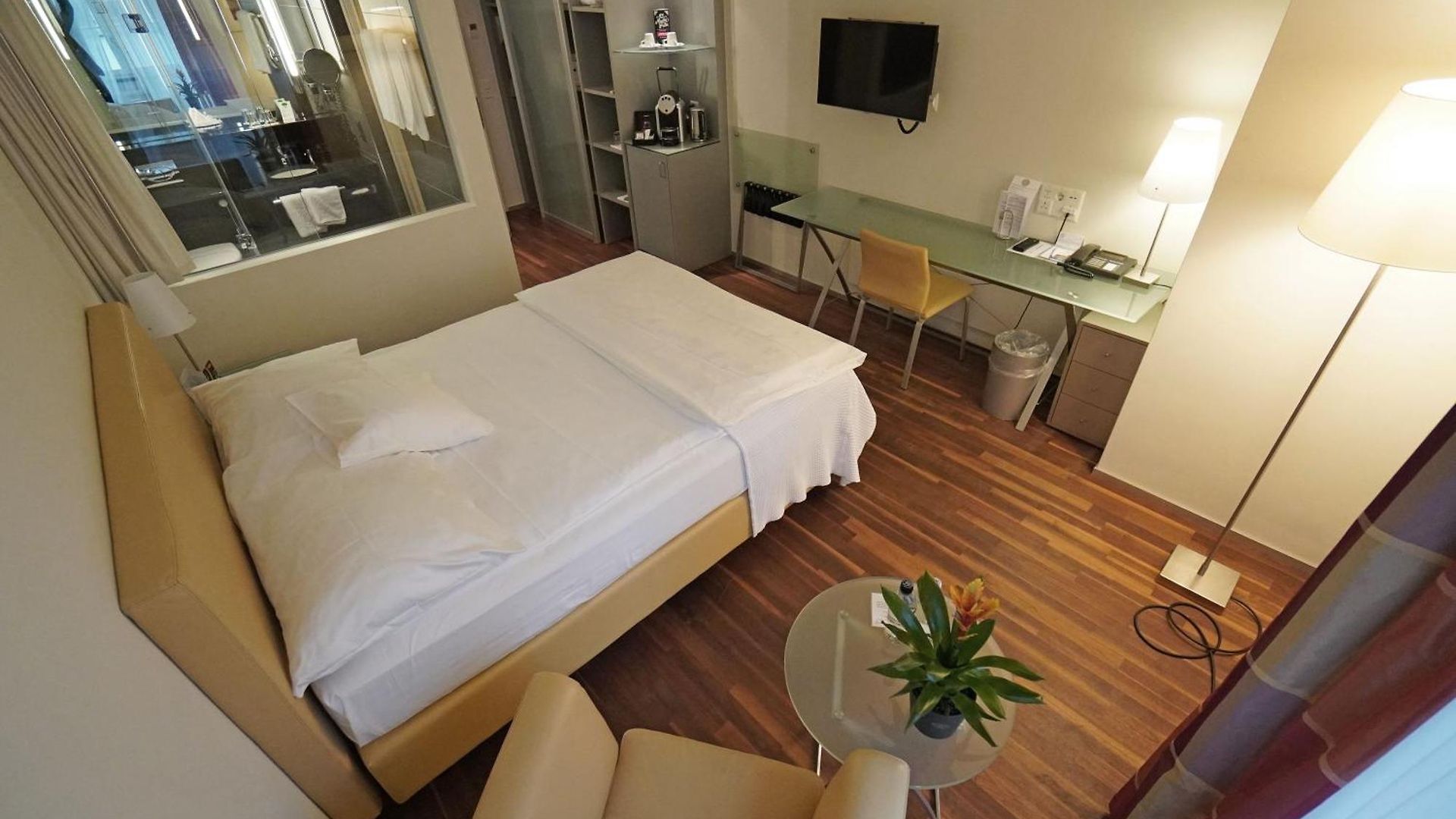Glockenhof Hotel