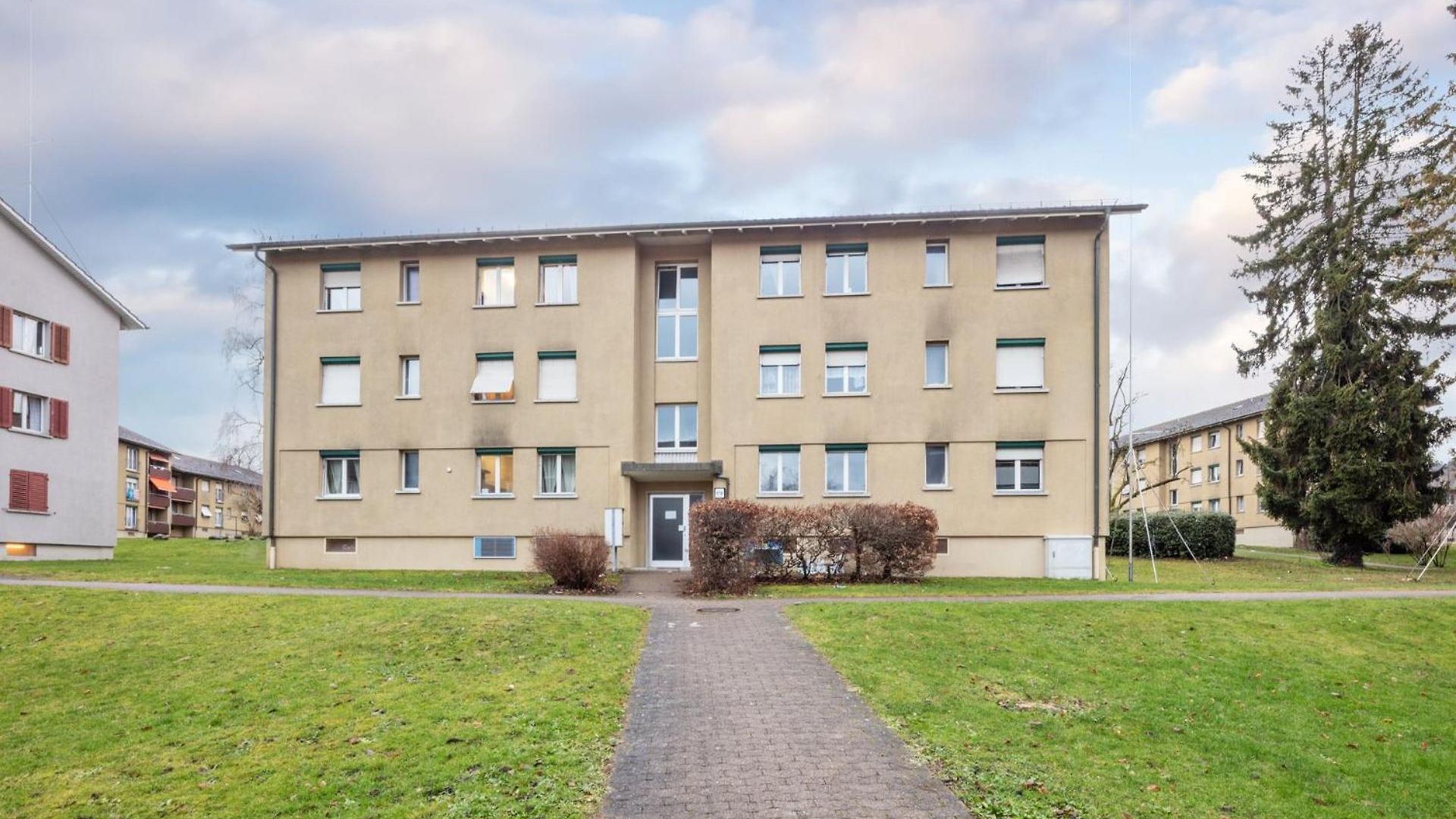 Affordable Comfort In Apartment