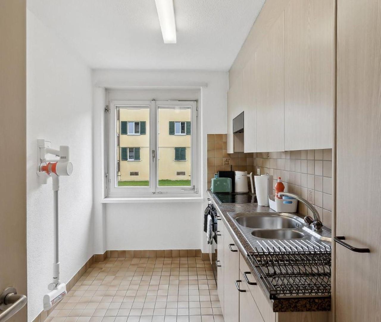 Apartment Cozy 2 Bedroom In *