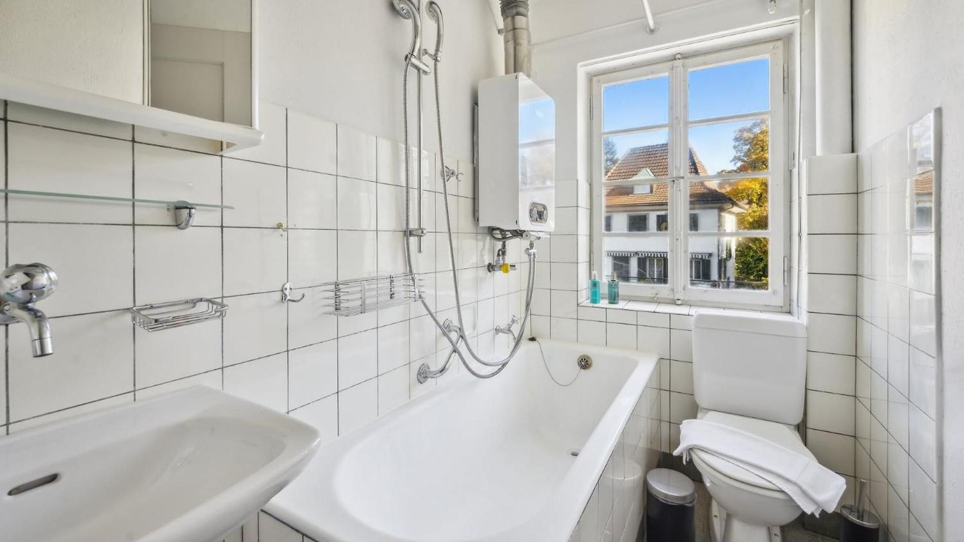 Homey Comfort In Oerlikon