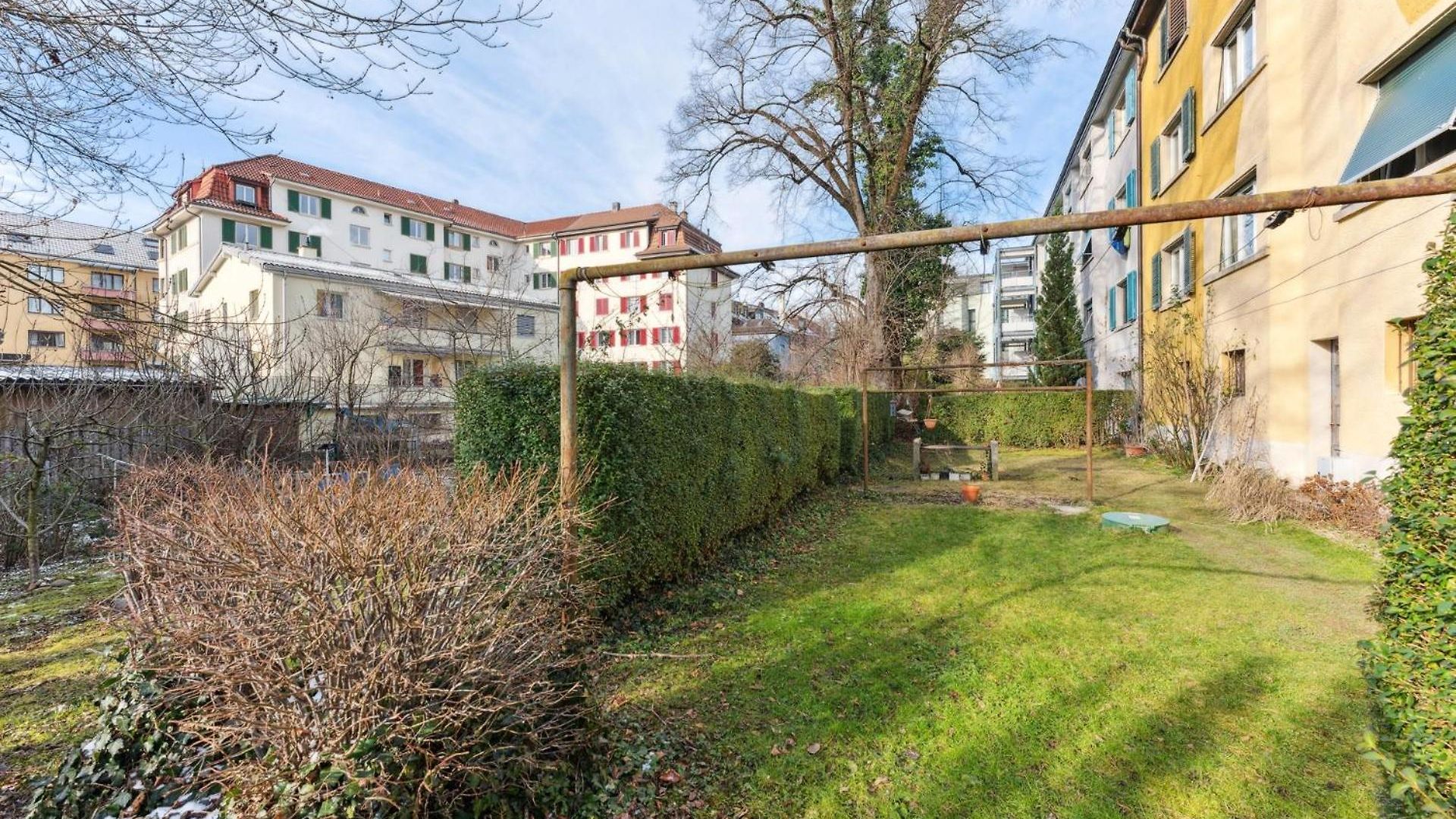 Homey Comfort In Oerlikon