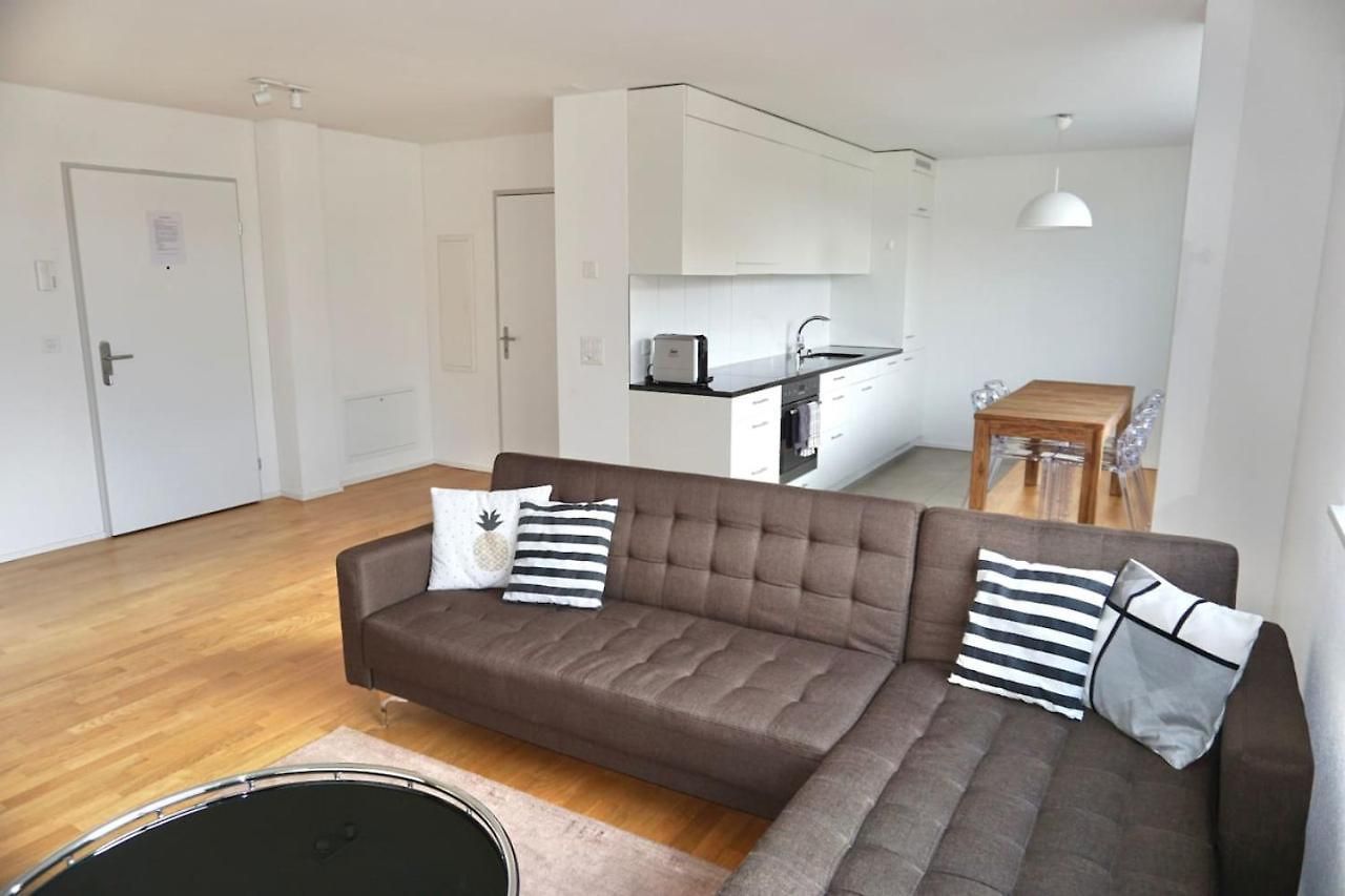 Balcony In Sh2,4r Apartment *