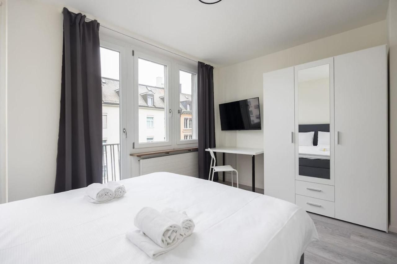 Urban Oasis With Queen Bed And View Be-24 Apartment Zurich