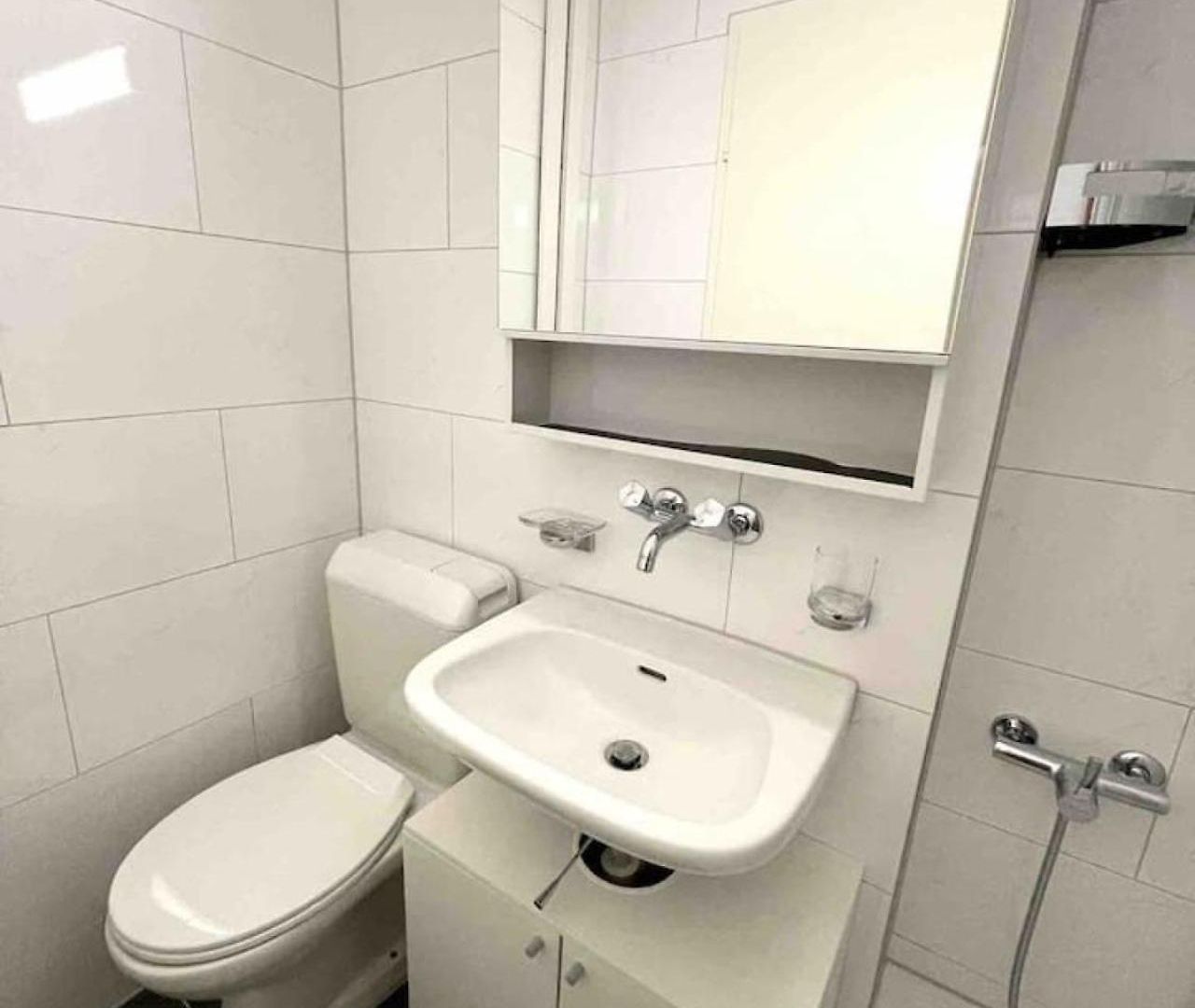 Urban Oasis With Queen Bed And View Be-14 Zurich
