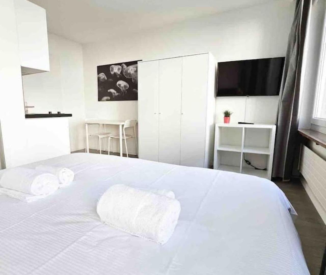 Downtown Deluxe With Queen Bed Be-25 Zurich