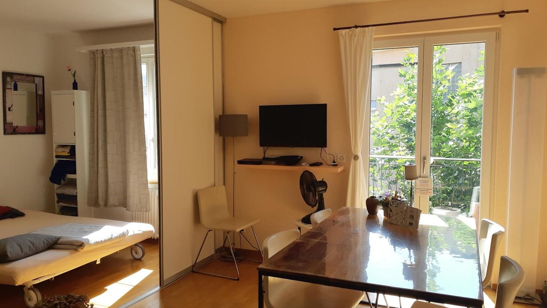 Quiet And Cosy Near Hallenstadion *