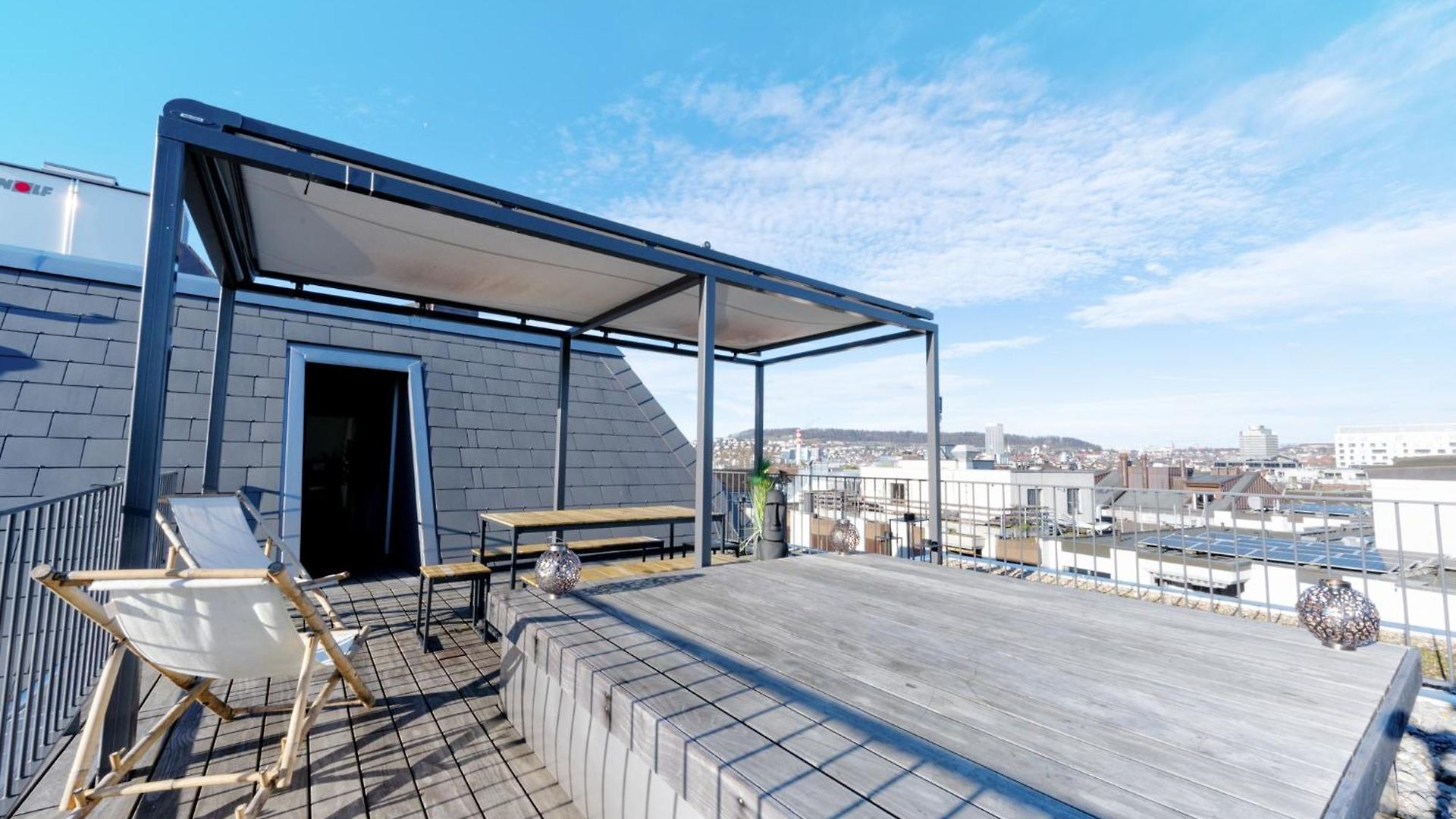 Urban Rooftop Getaway Apartment Zürich