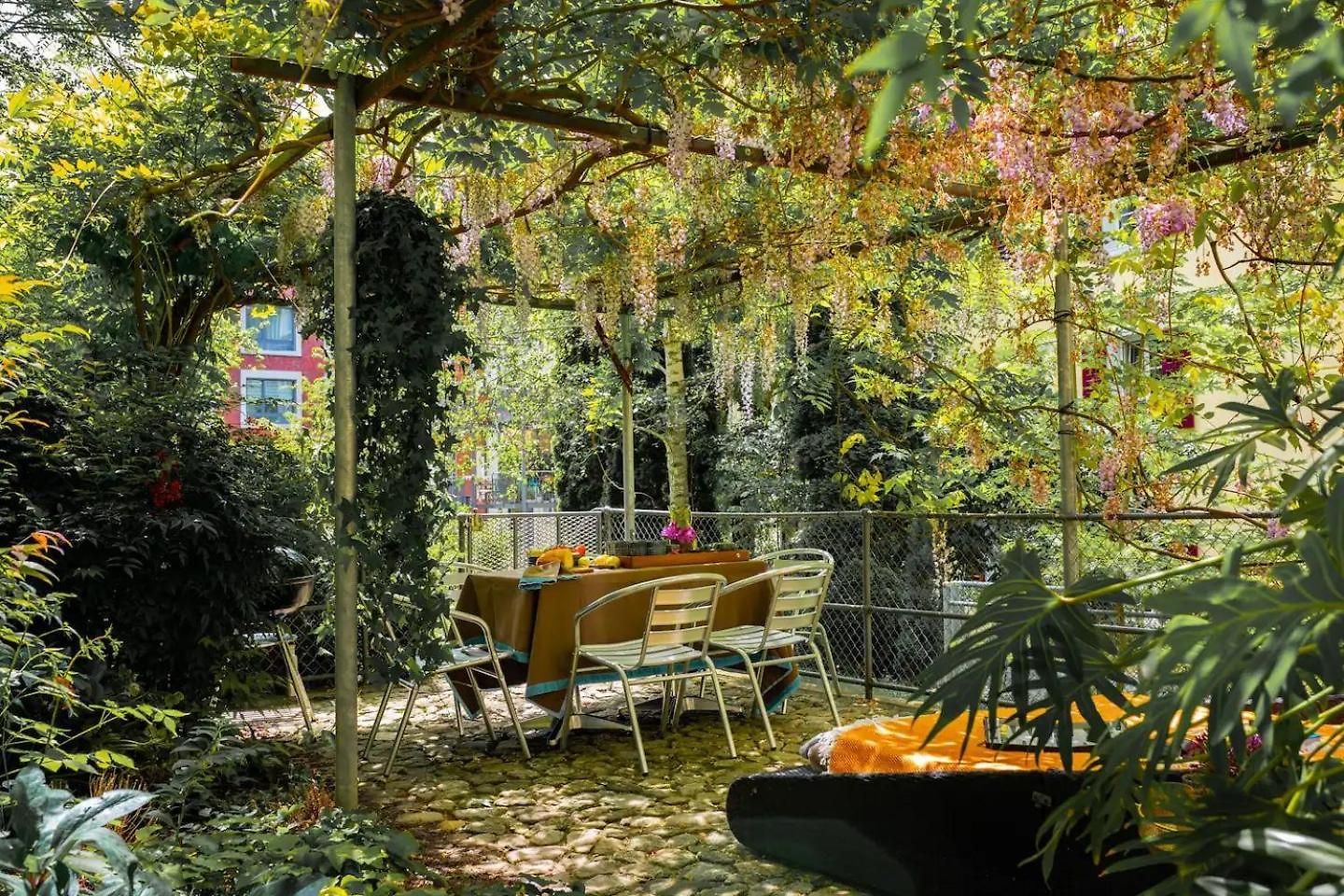 Stylish Garden-gem By Lake: Pet-friendly & *