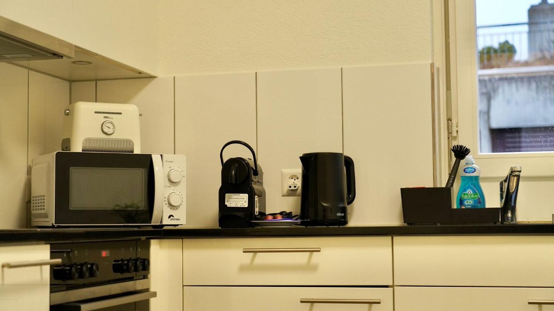 Apartment Swiss - 2 Bedroom Close To Eth Zurich