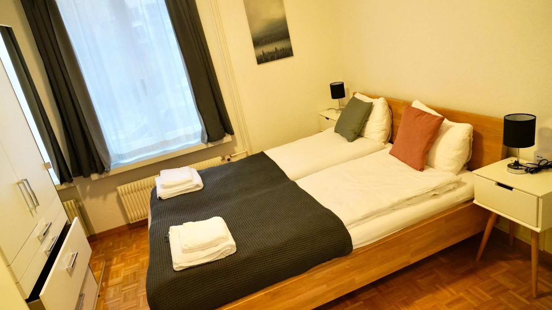 Swiss - 2 Bedroom Close To Eth *