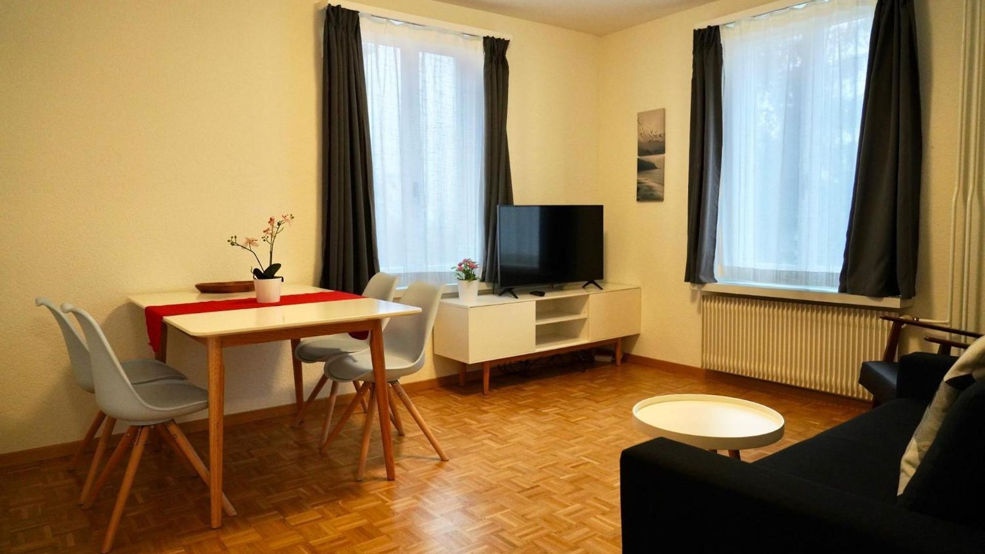 Swiss - 2 Bedroom Close To Eth Apartment Zurich