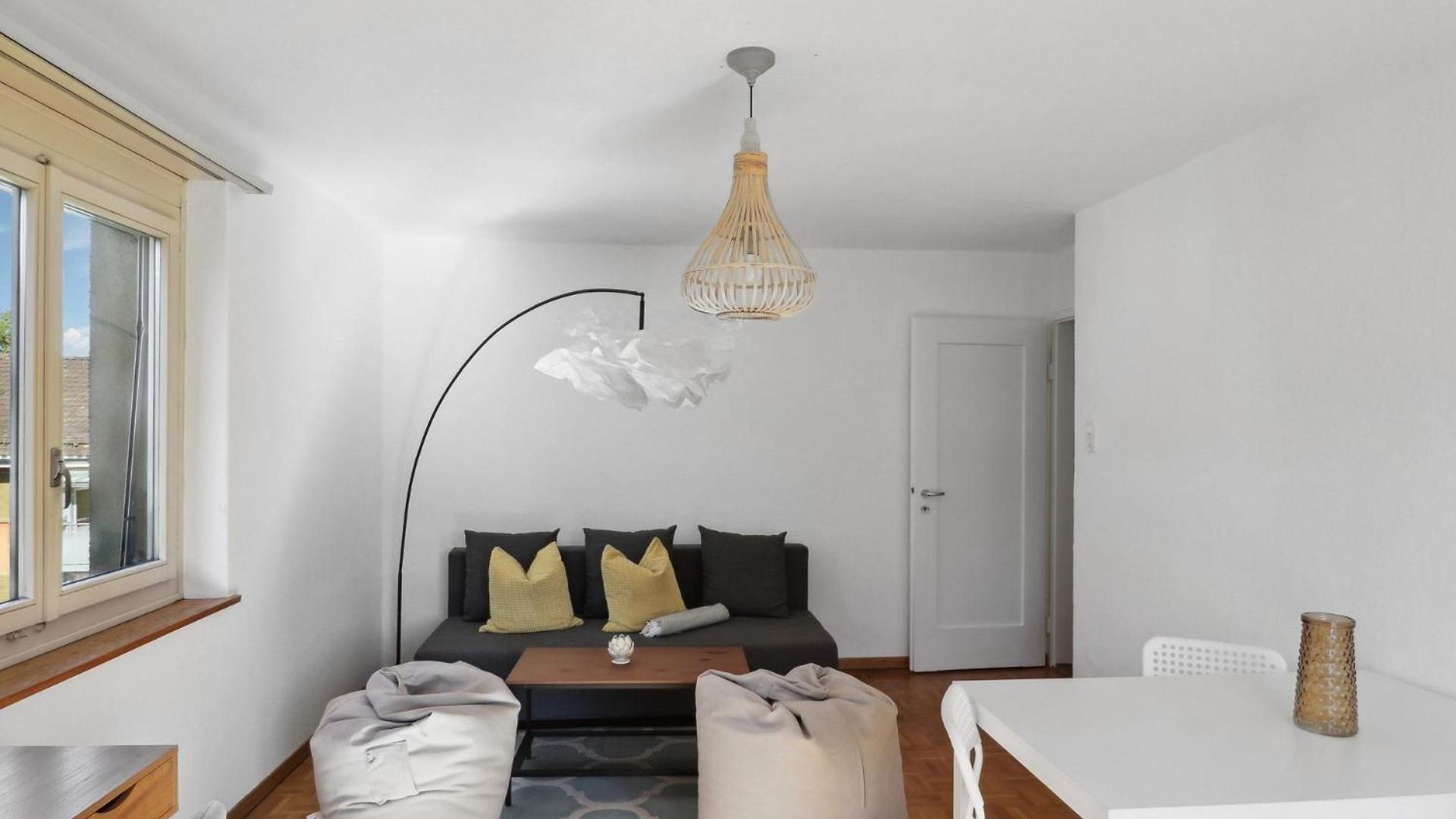 Affordable Comfort In Apartment