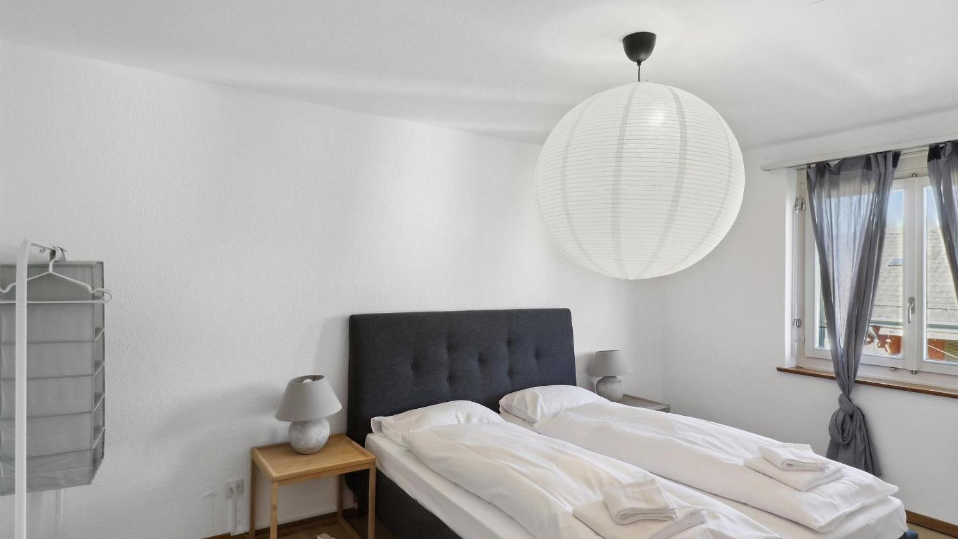 Affordable Comfort In Apartment