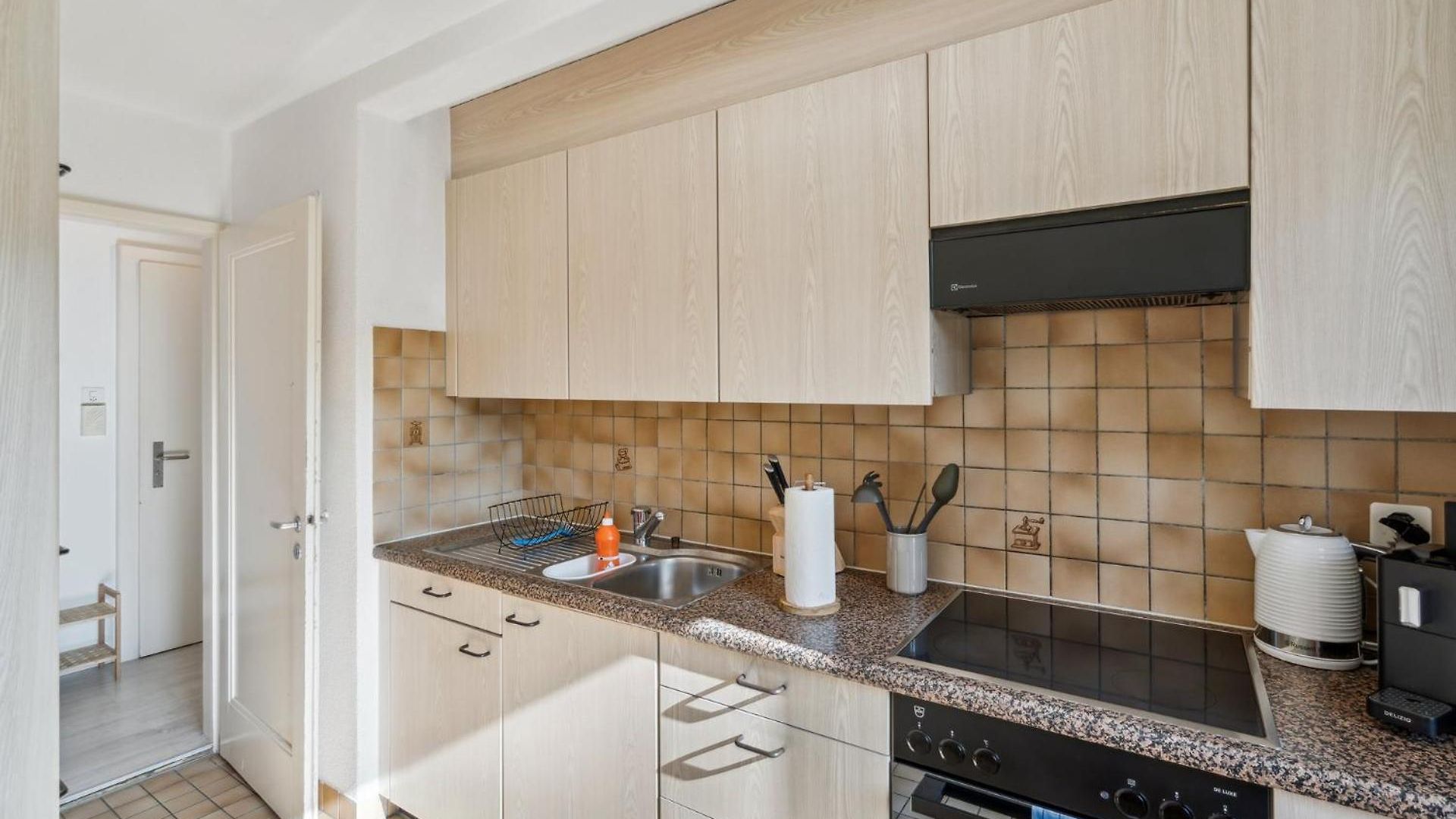 Affordable Comfort In Apartment *