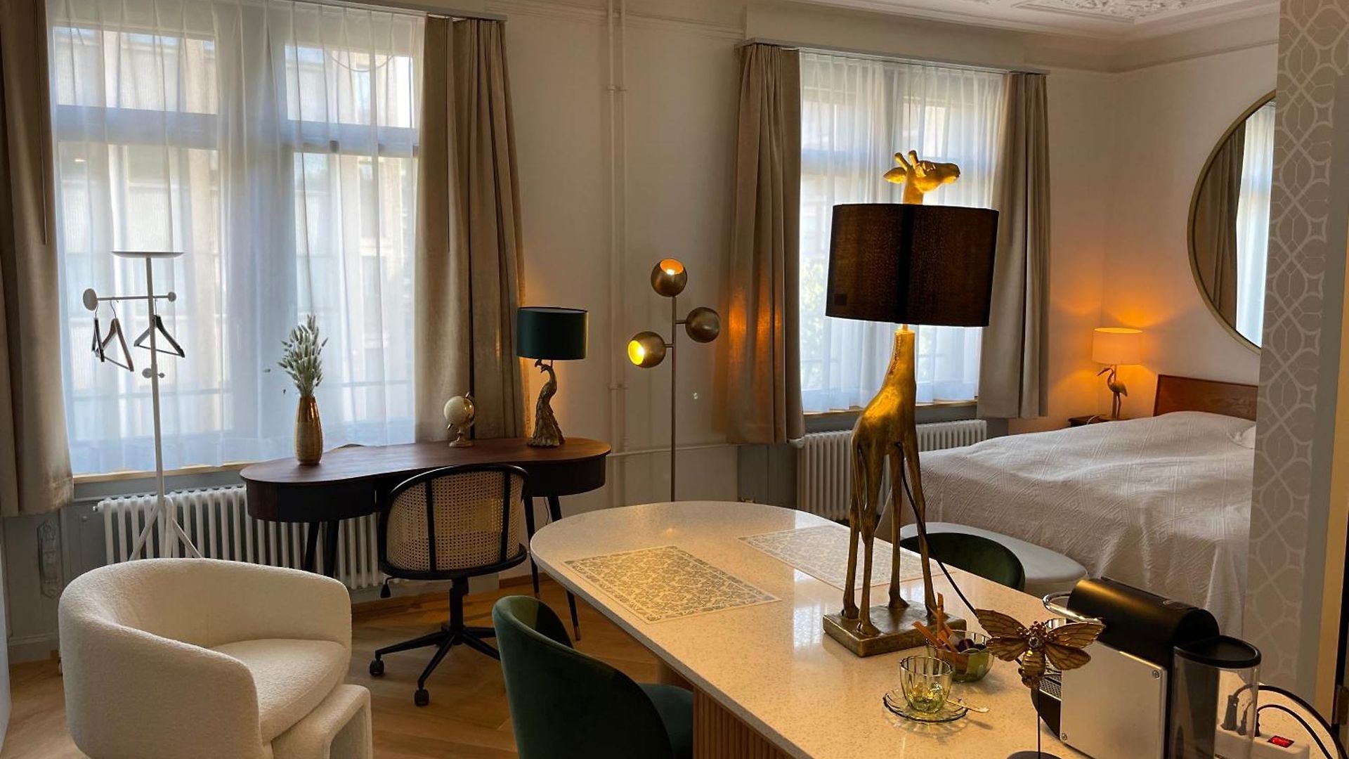 Exclusive Next To Main Station Apartment Zurich