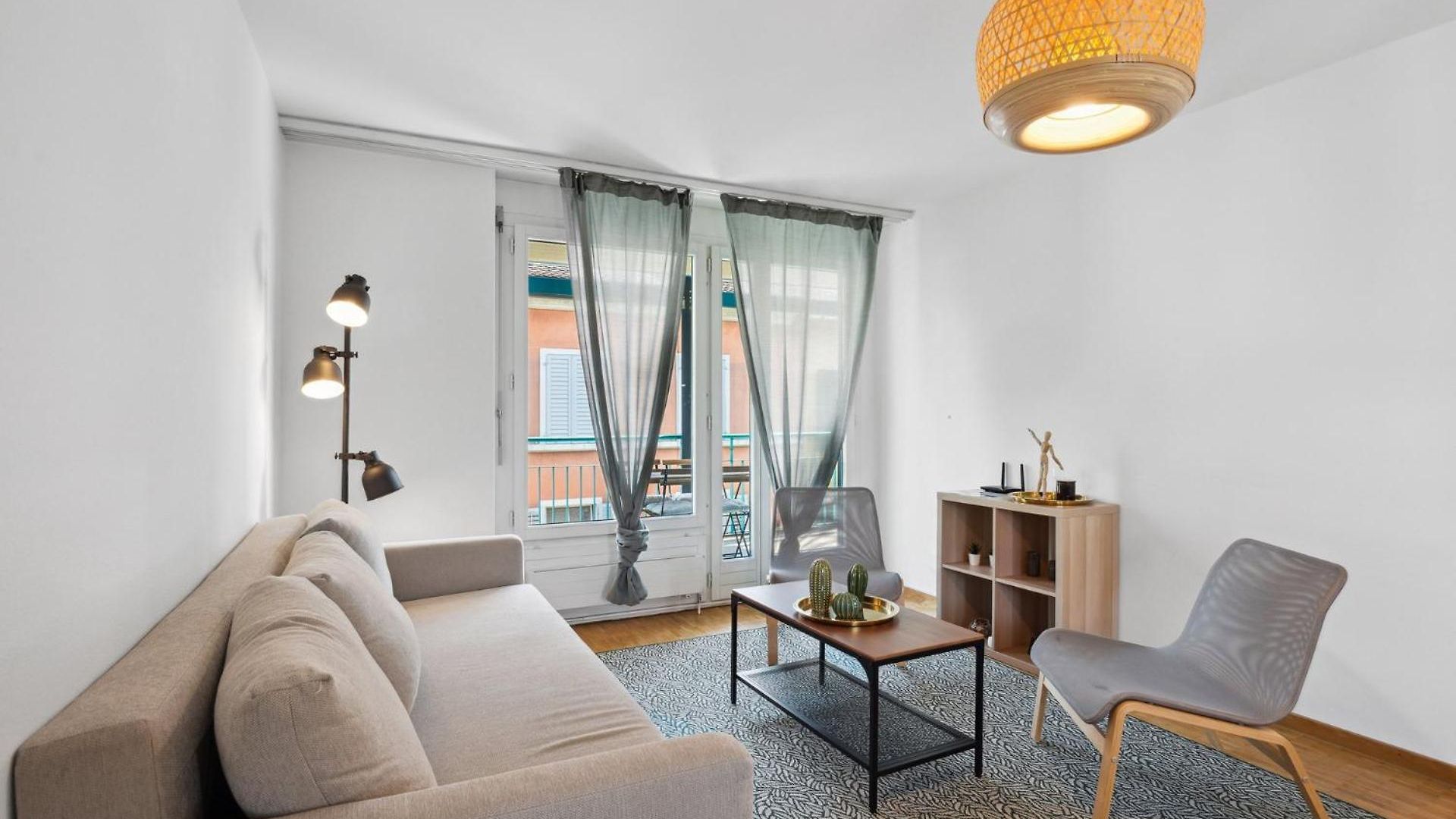 Apartment Spacious Hoting *