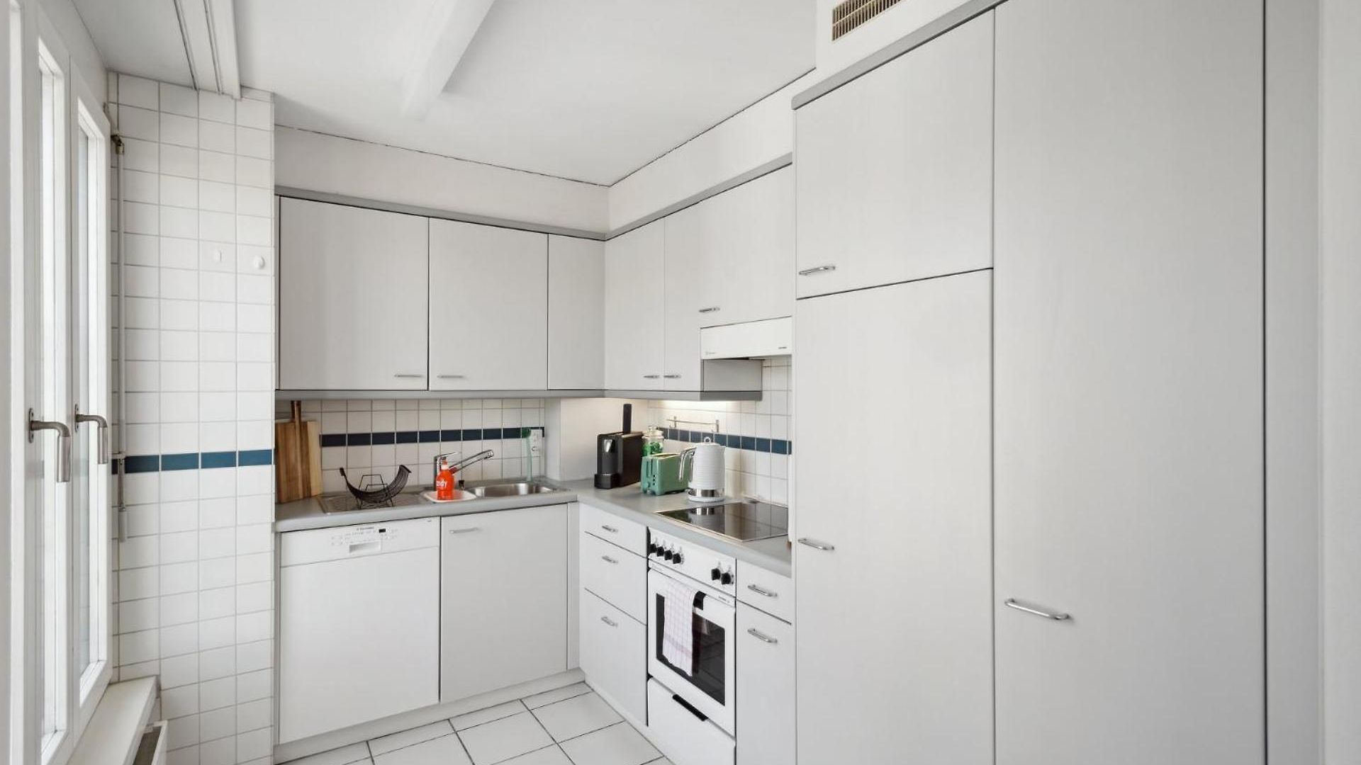 Apartment Spacious Hoting Zürich