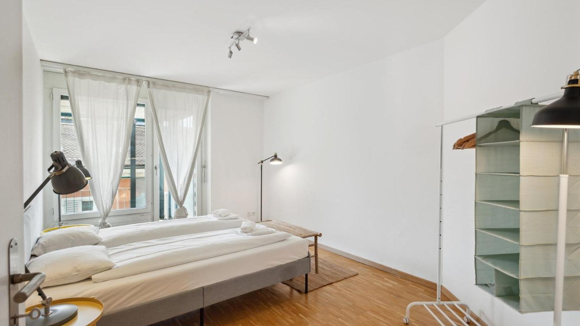 Spacious Hoting Zürich