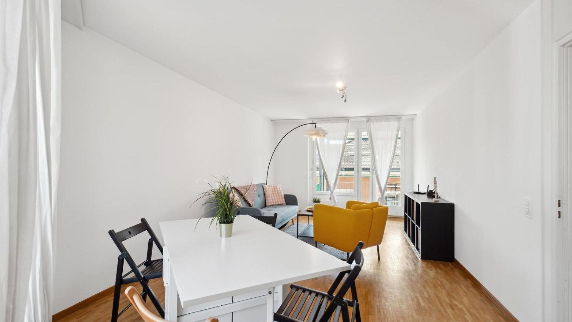 Spacious Hoting Apartment