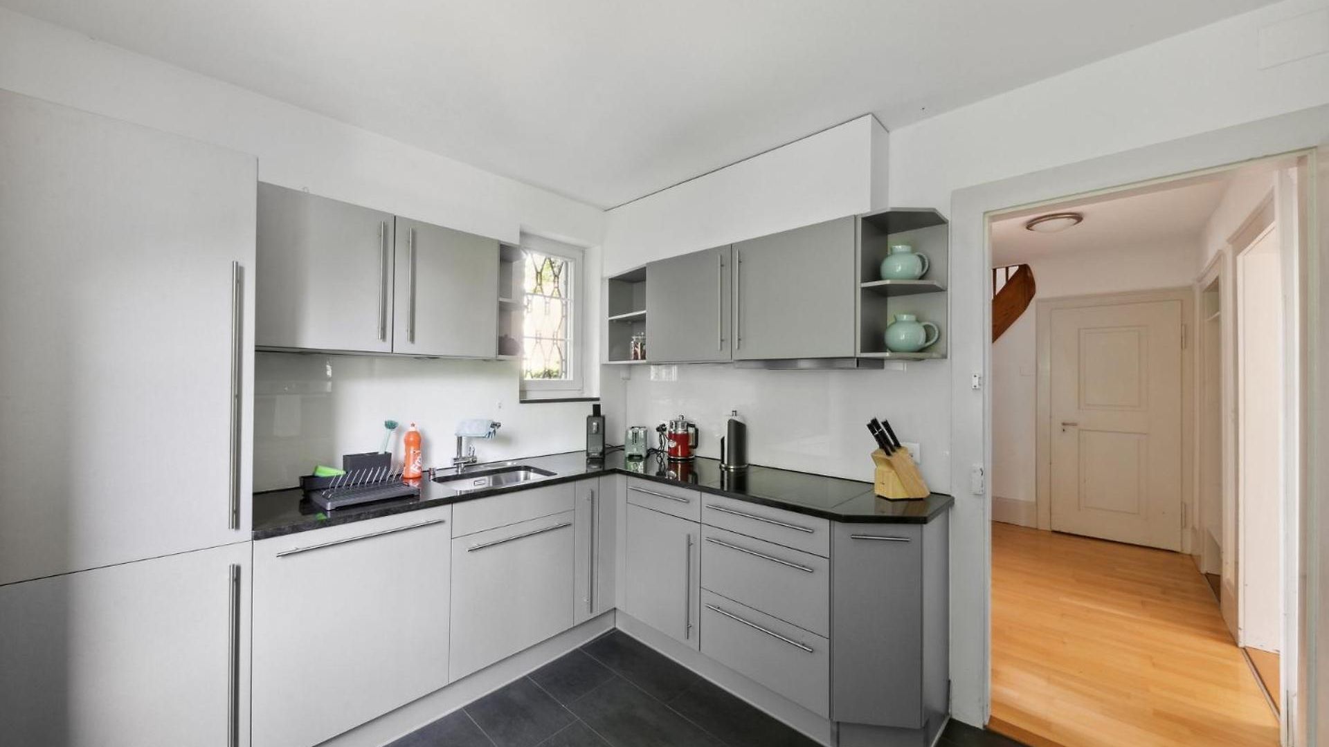 Centrally Located House With Garden Holiday home Zurich