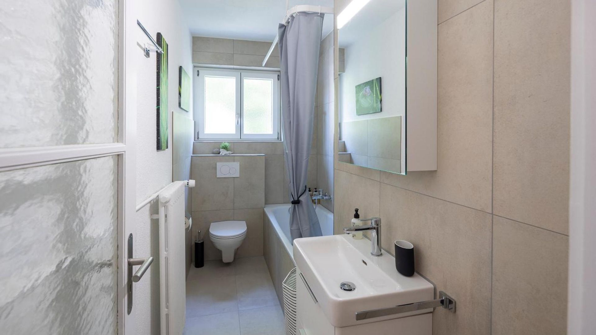 Stayy Bijou Balgrist Premium Near Hospitals - 24h Self Check-in - Parking Apartment