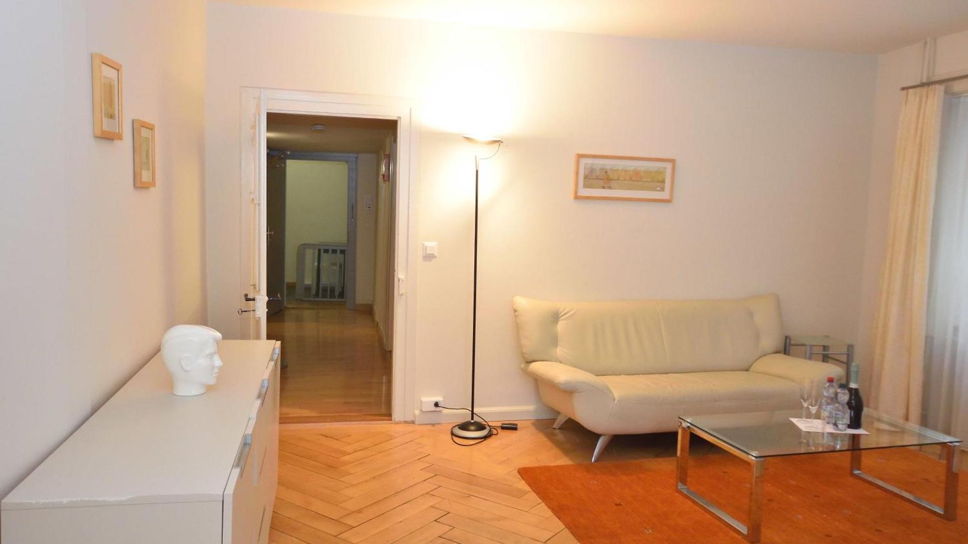 1br Flat In Historical Center - Symbol 3 Apartment *
