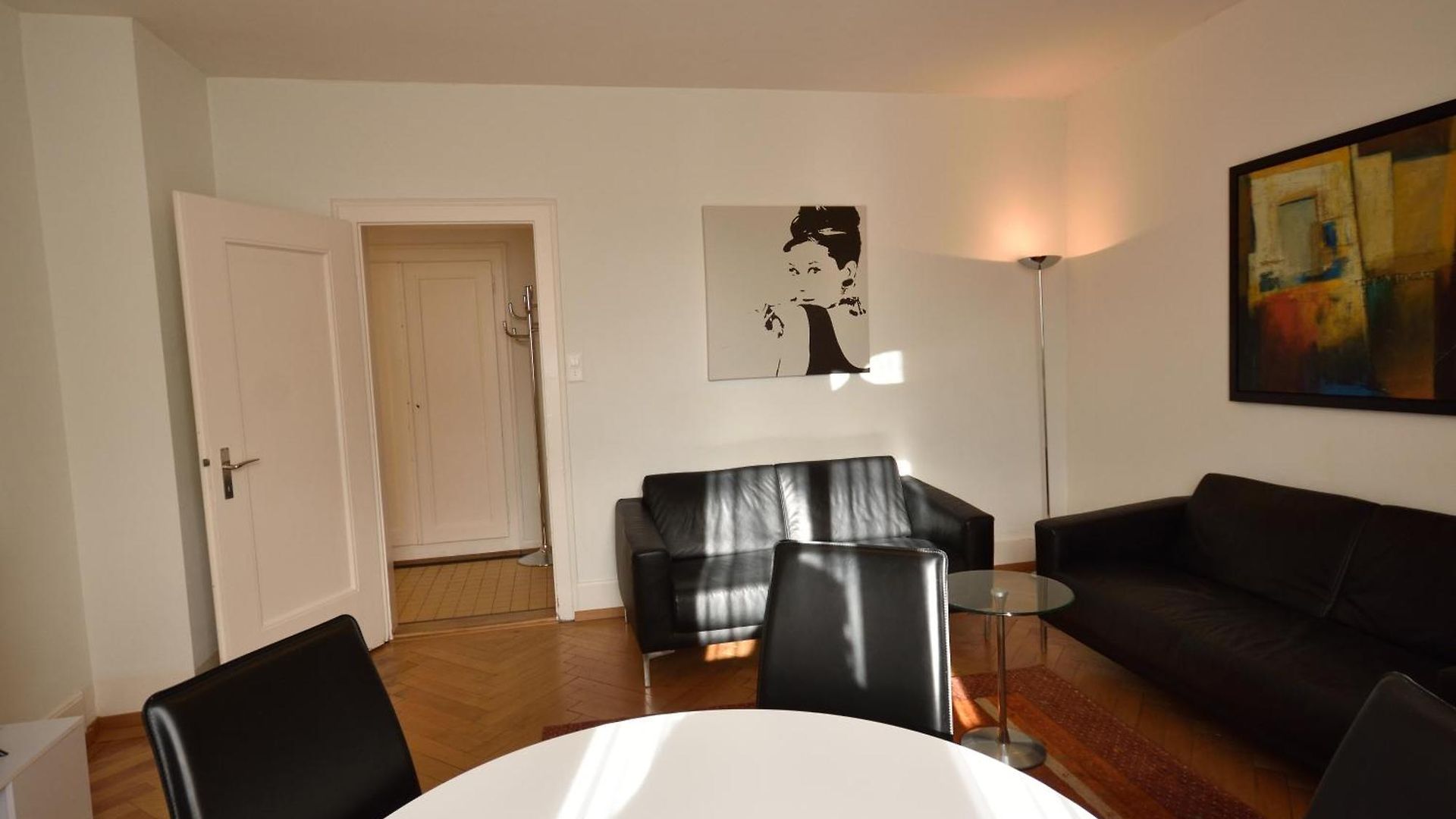 Cosy 2-bedroom Near - Stardust 31 Apartment