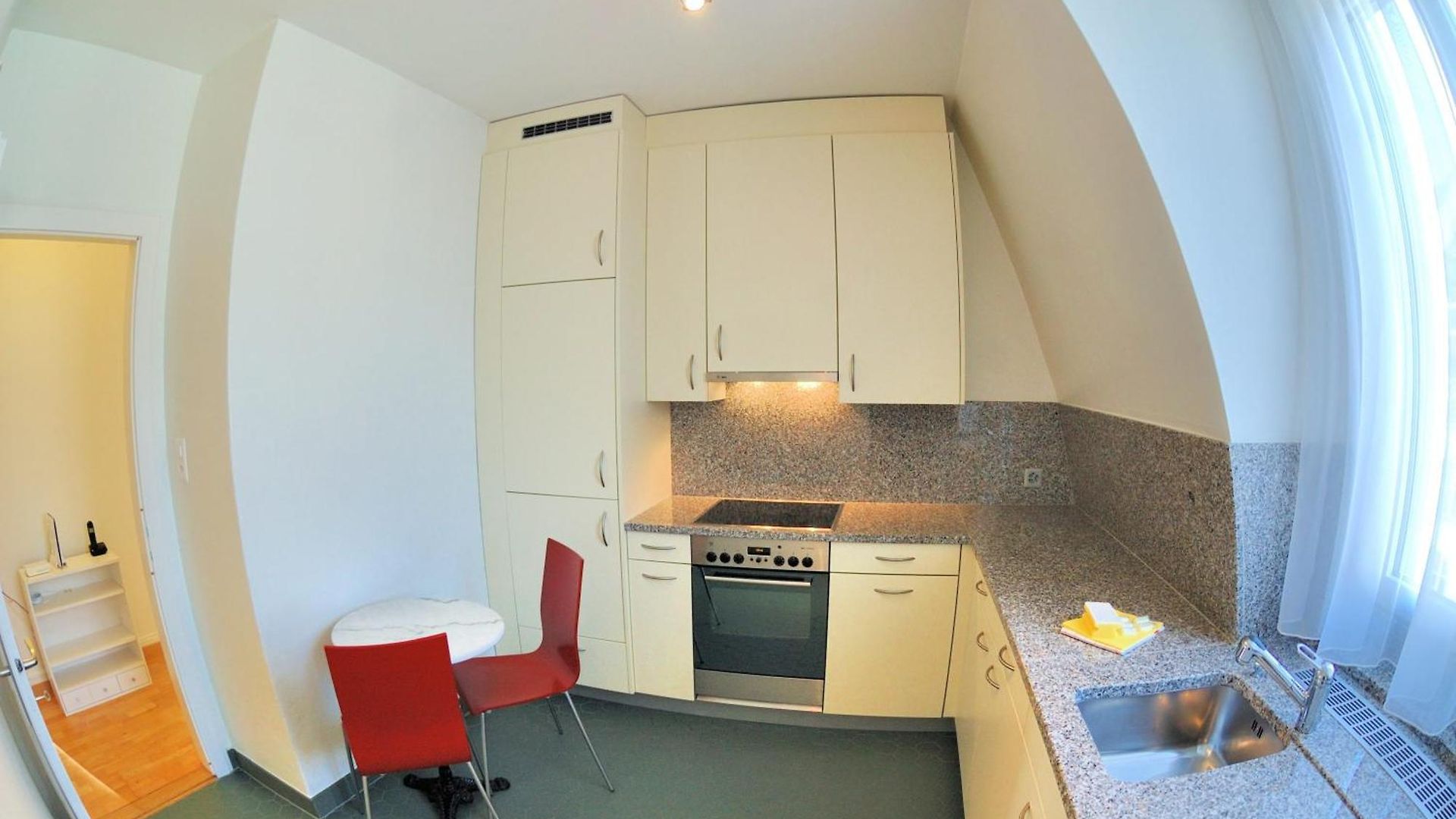 Apartment Spacious 2-bedroom Near - Stardust 32 *