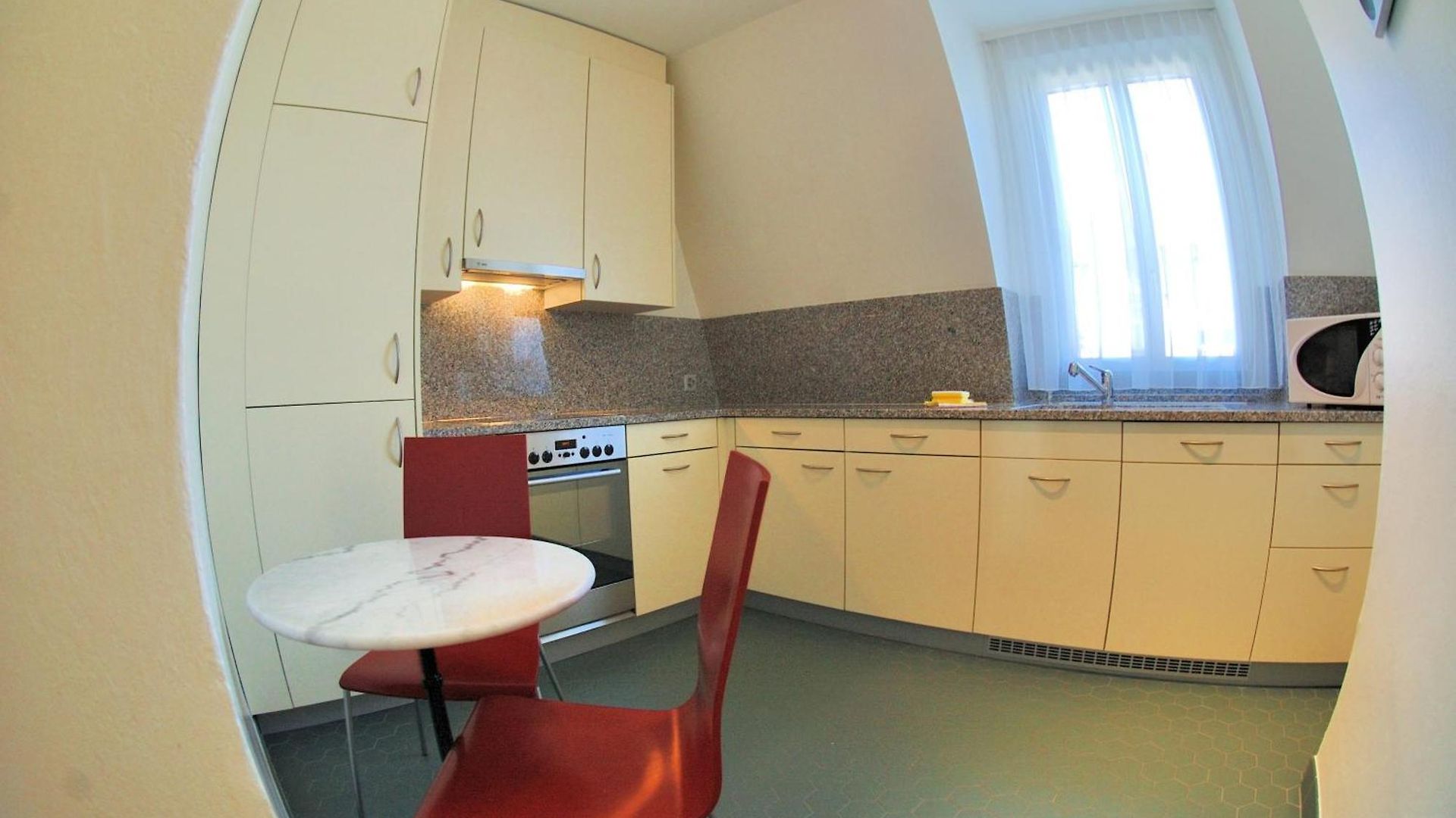 Spacious 2-bedroom Near - Stardust 32 Apartment *