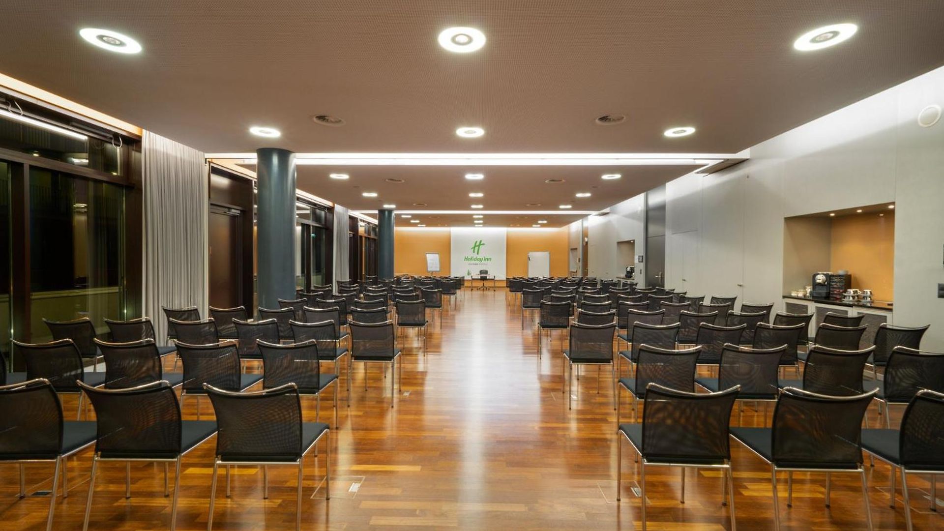 Hotel Messe, An Ihg 4*