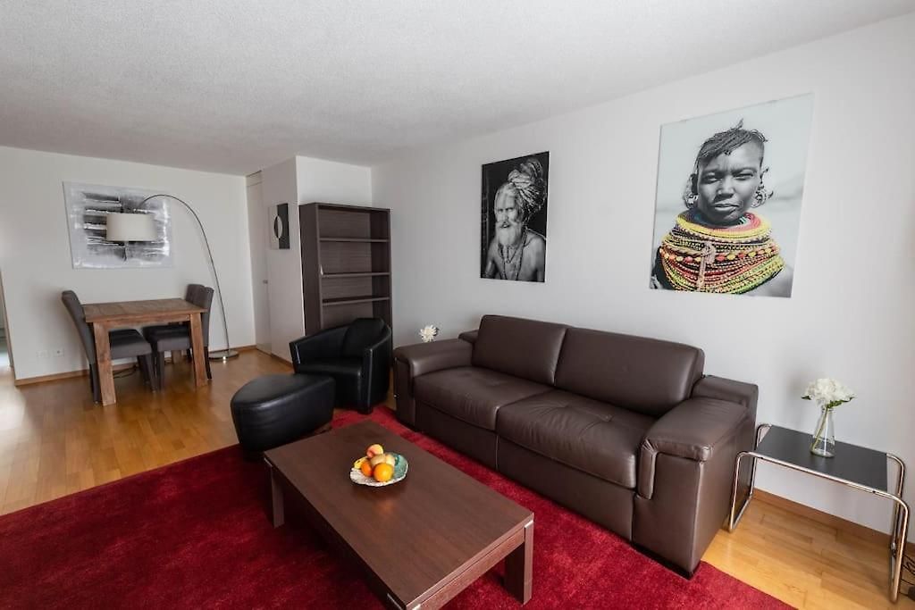 Apartment Executive 2 Bedroom Flat / Center *