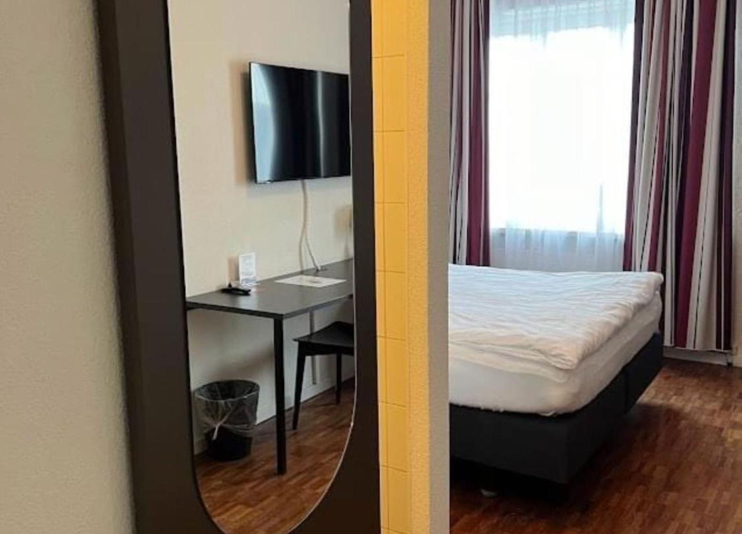 Hottingen - Near Old Town And 3*