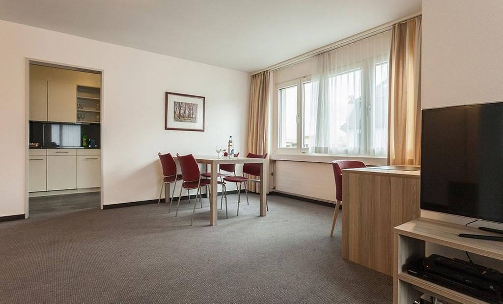 Ema House Serviced Aussersihl * Zürich